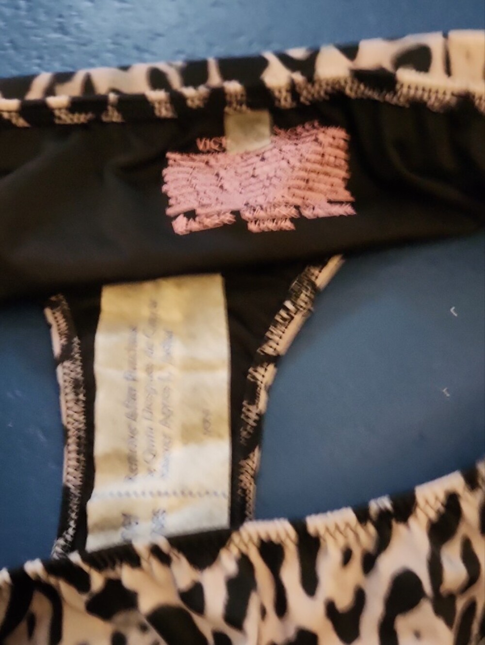 Victoria's Secret Leopard Print Bikini Bottoms - Picture 5 of 6